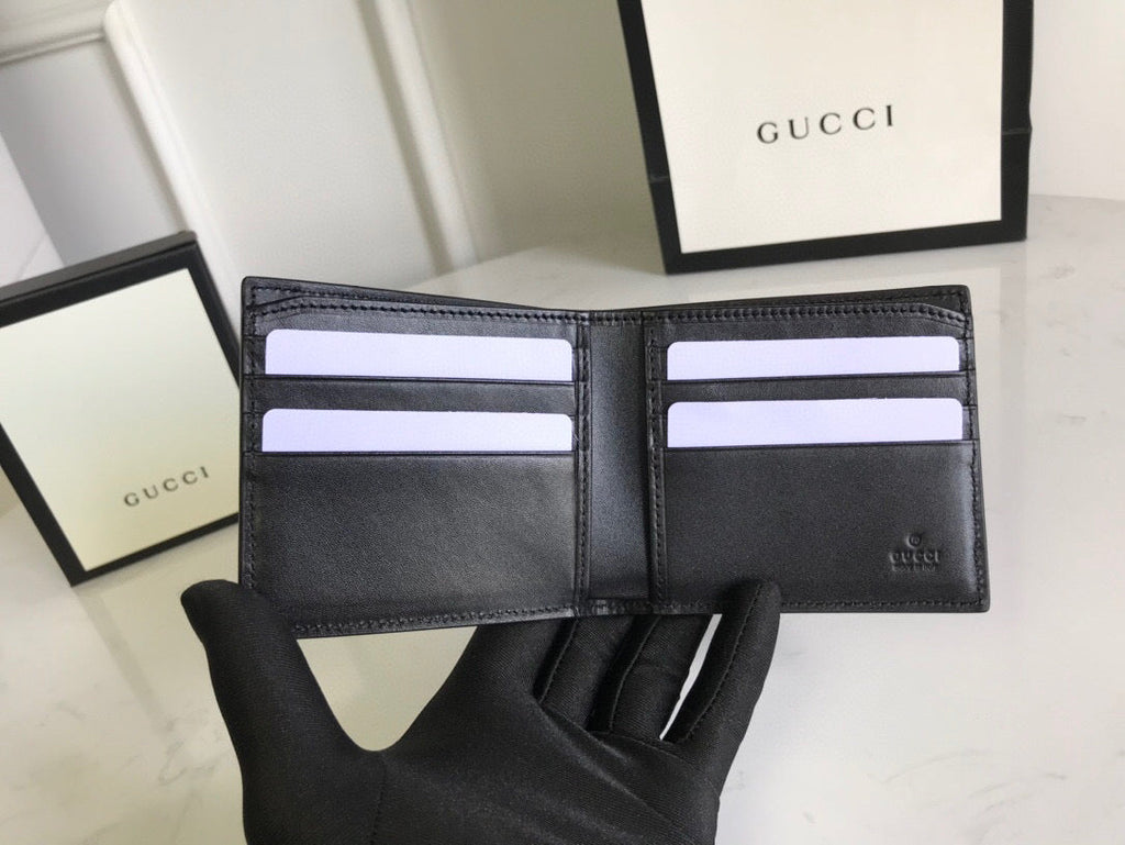 Gucci Embossed Wallet 11cm