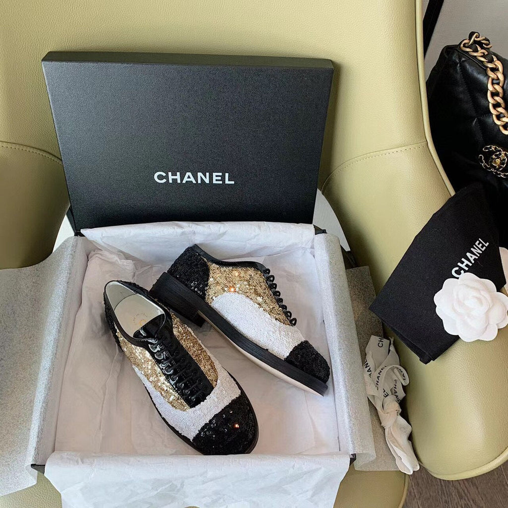 Chanel Sequin/Tweed Lace Up Shoes Calfskin Leather Spring/Summer Collection White/Black/Gold