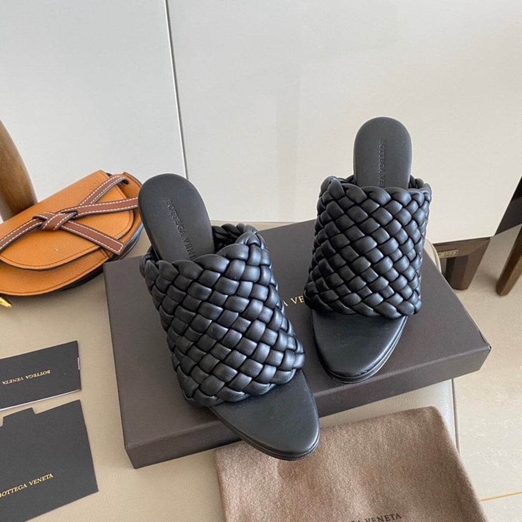 Bottega Veneta Curve Mules 9.5cm Heel Lambskin Leather Spring/Summer 2020 Collection, Black
