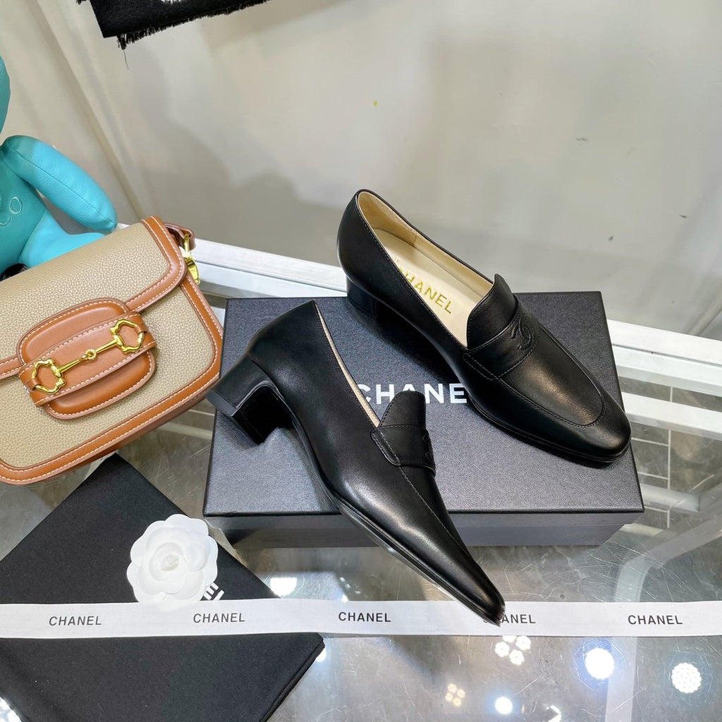 Chanel Loafers Black