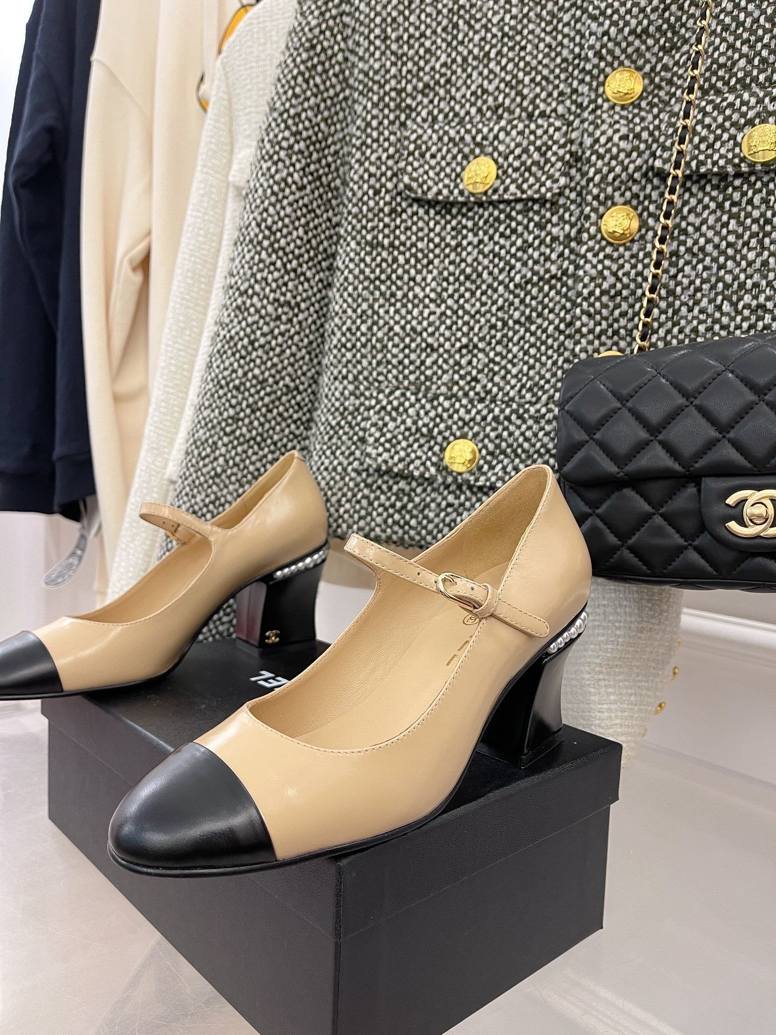 Chanel Open Shoes Beige