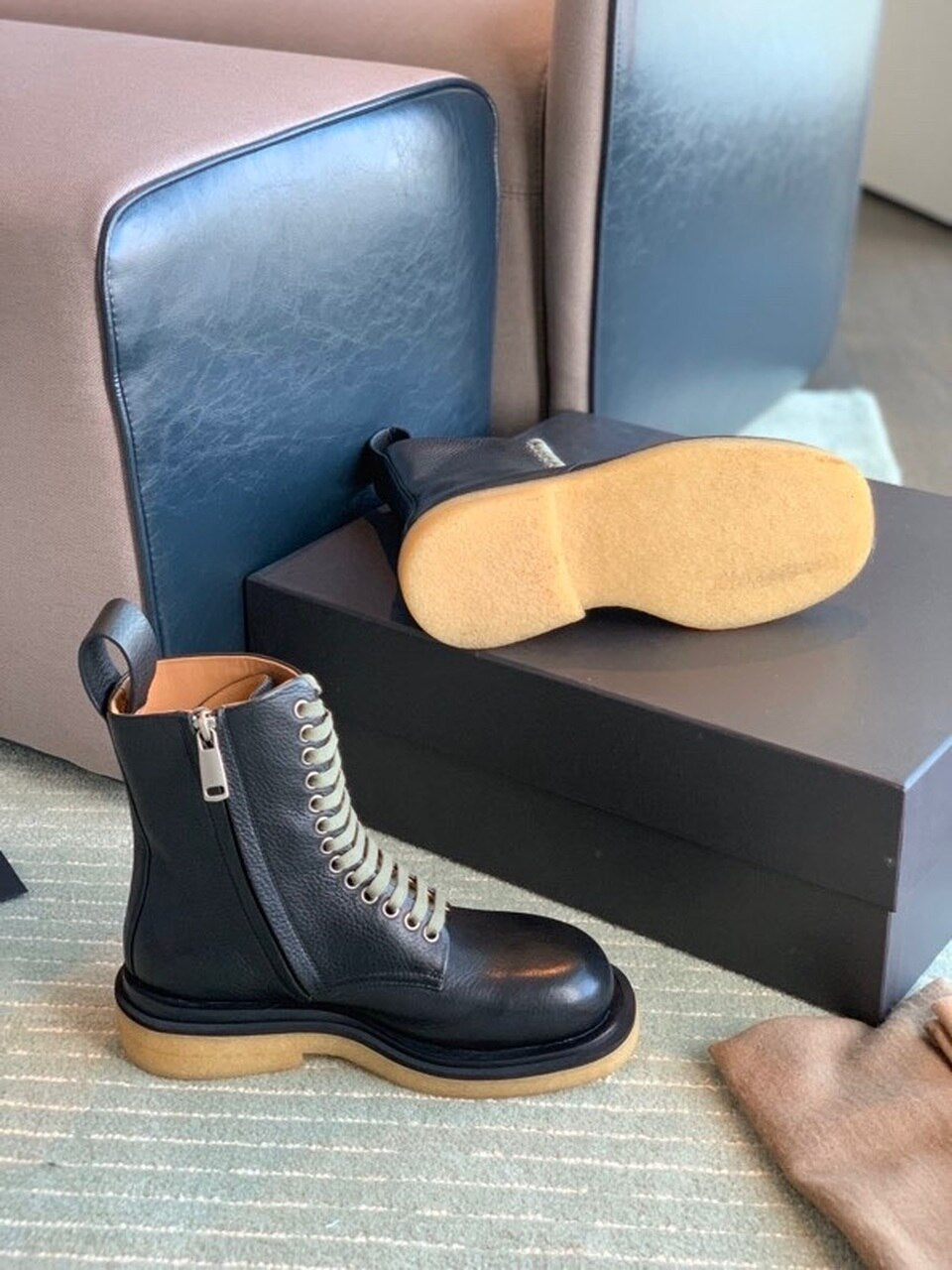 Bottega Veneta Lace Up Booties Calfskin Leather Fall/Winter 2020 Collection, Black