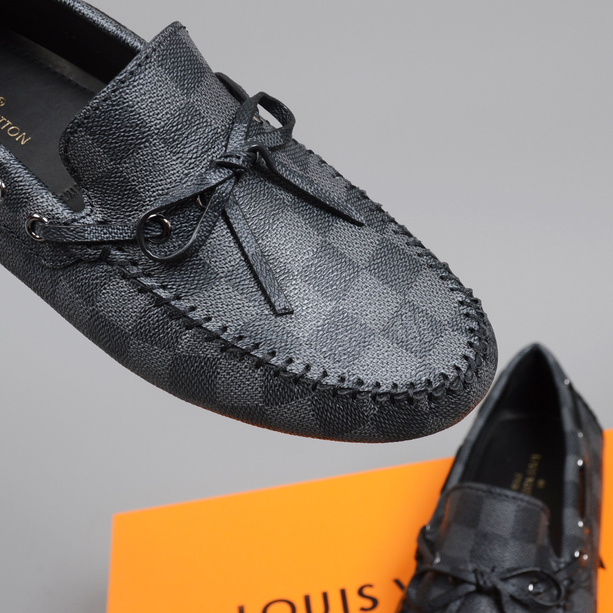 Louis Vuitton Driver Moccasin
