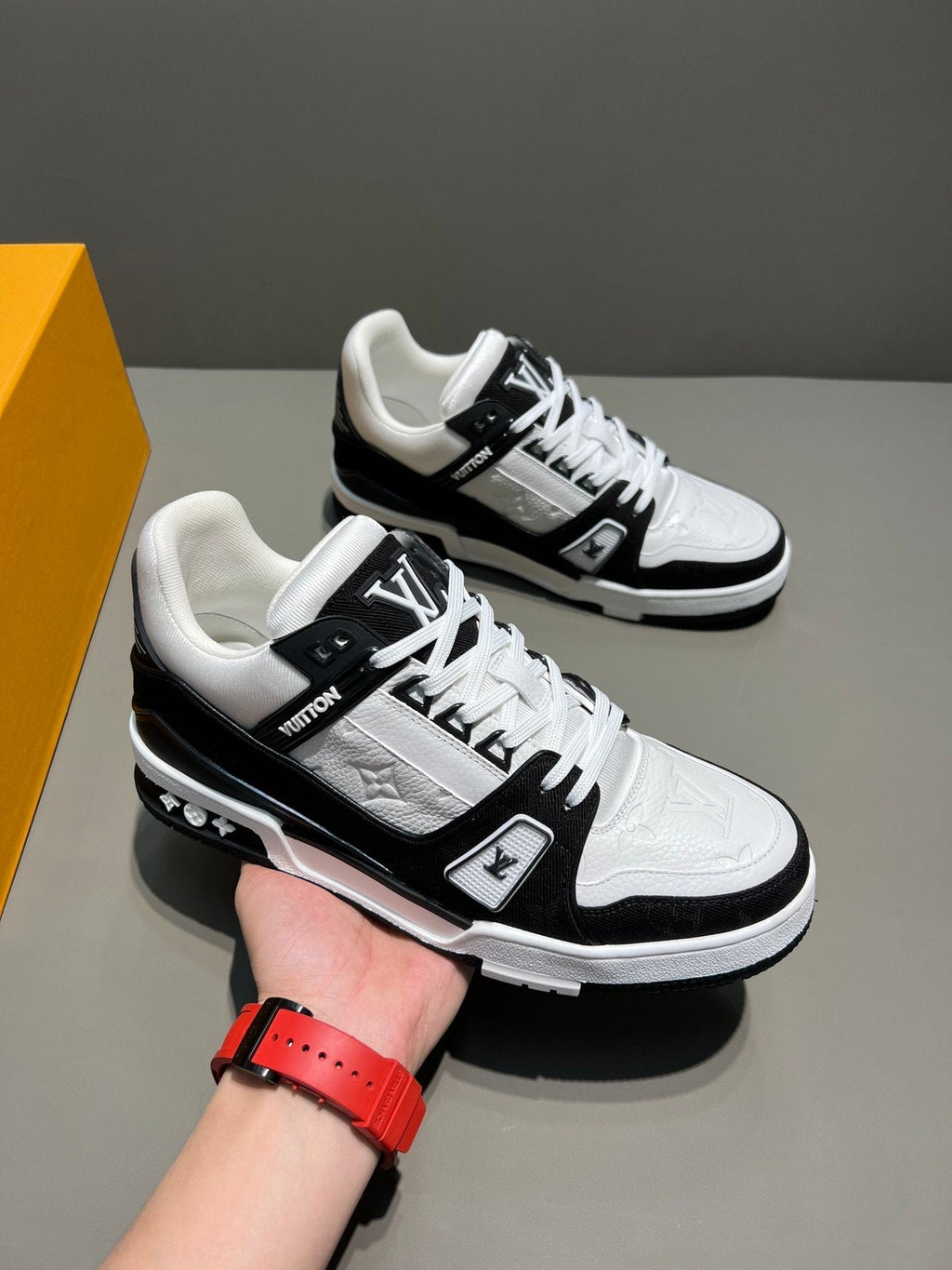 Louis Vuitton Trainer Sneaker