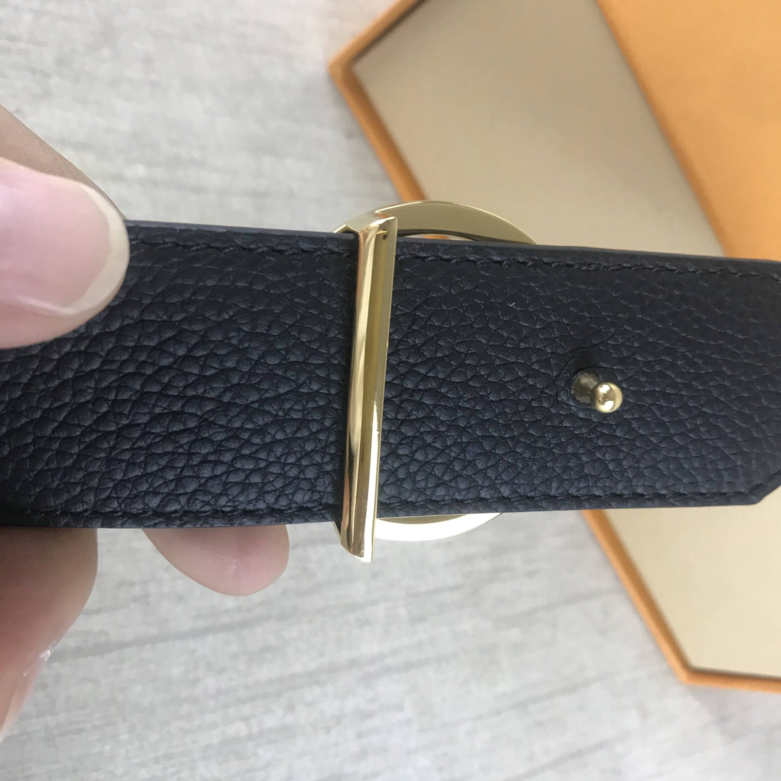 Louis Vuitton Cricle LV Initiales Belt Brown