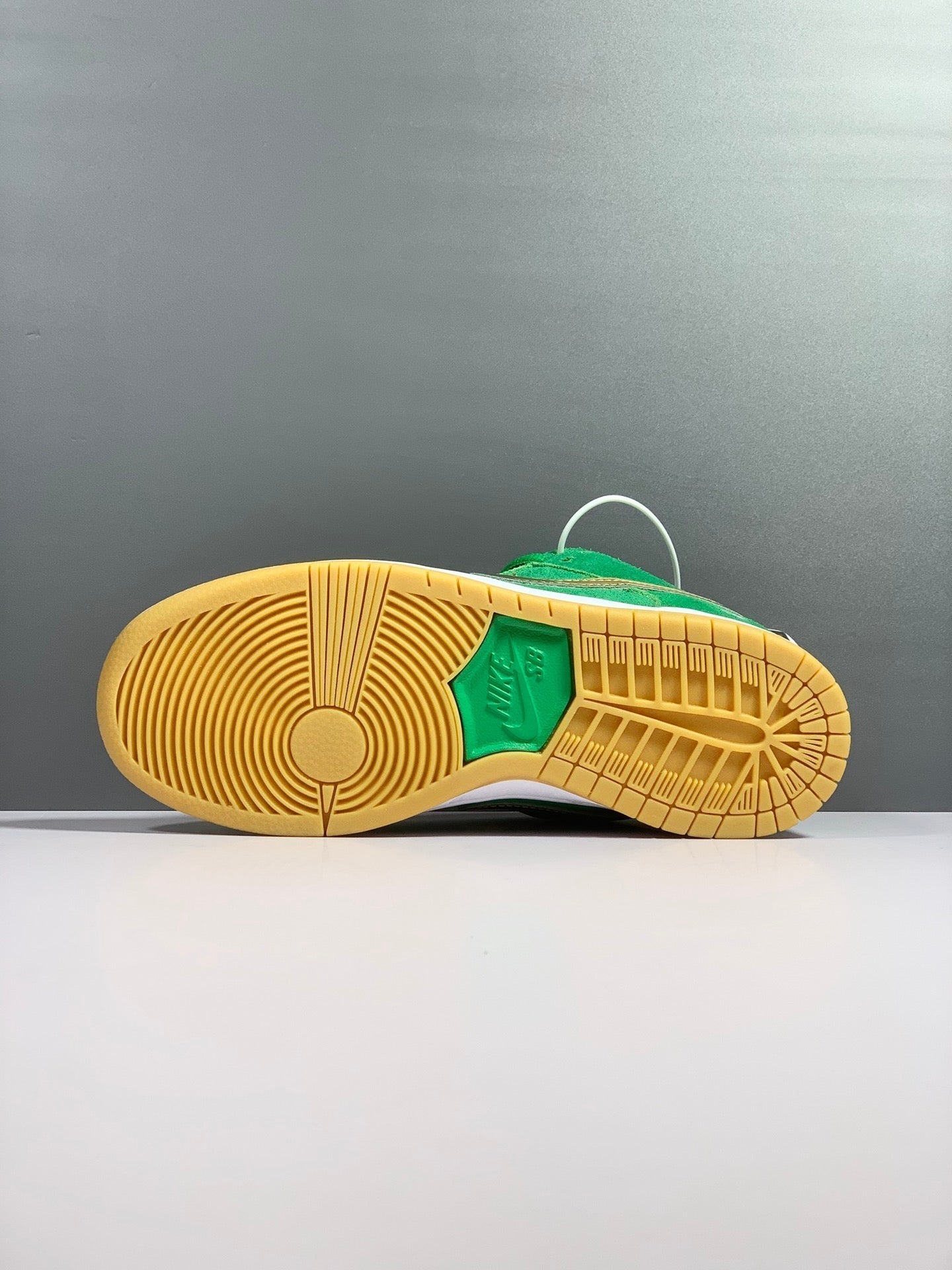 Nike SB Dunk Low St Patrick’s Day Green