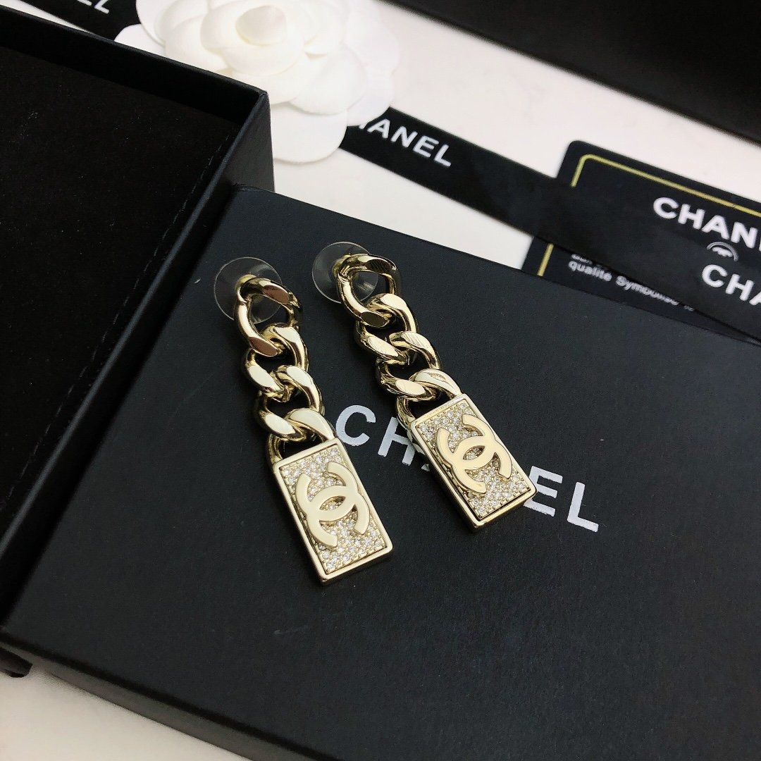 Chanel Earings