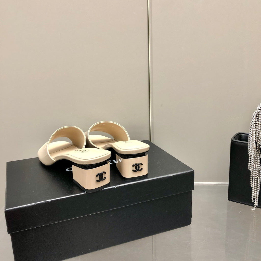 Chanel Mules Beige