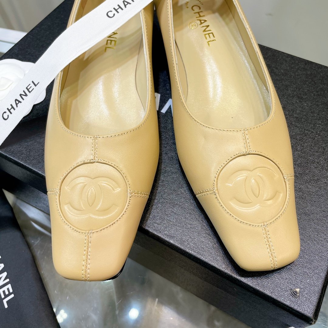 Chanel Flats Beige