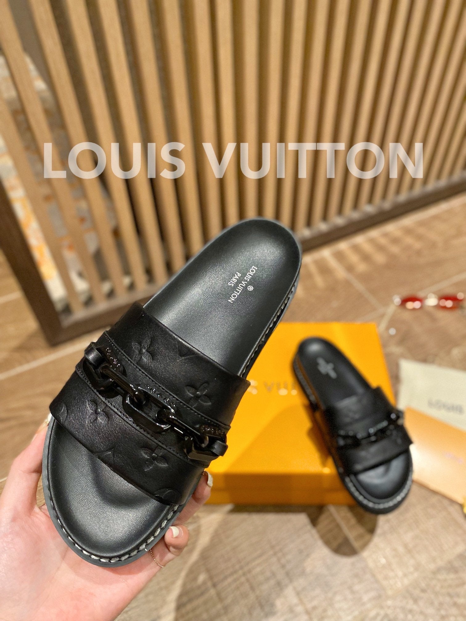 Louis Vuitton Unset Flat Comfort Mule Black