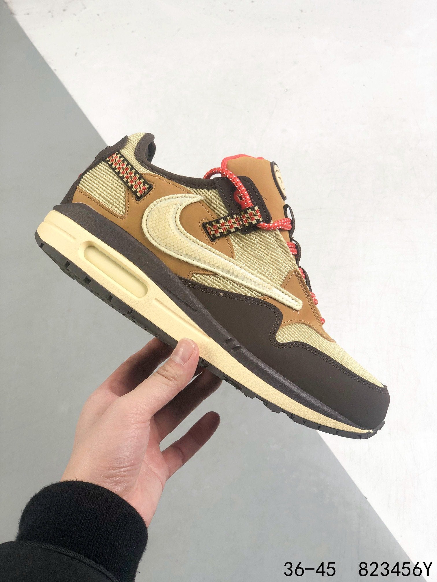 Nike Air Max 1 Brown