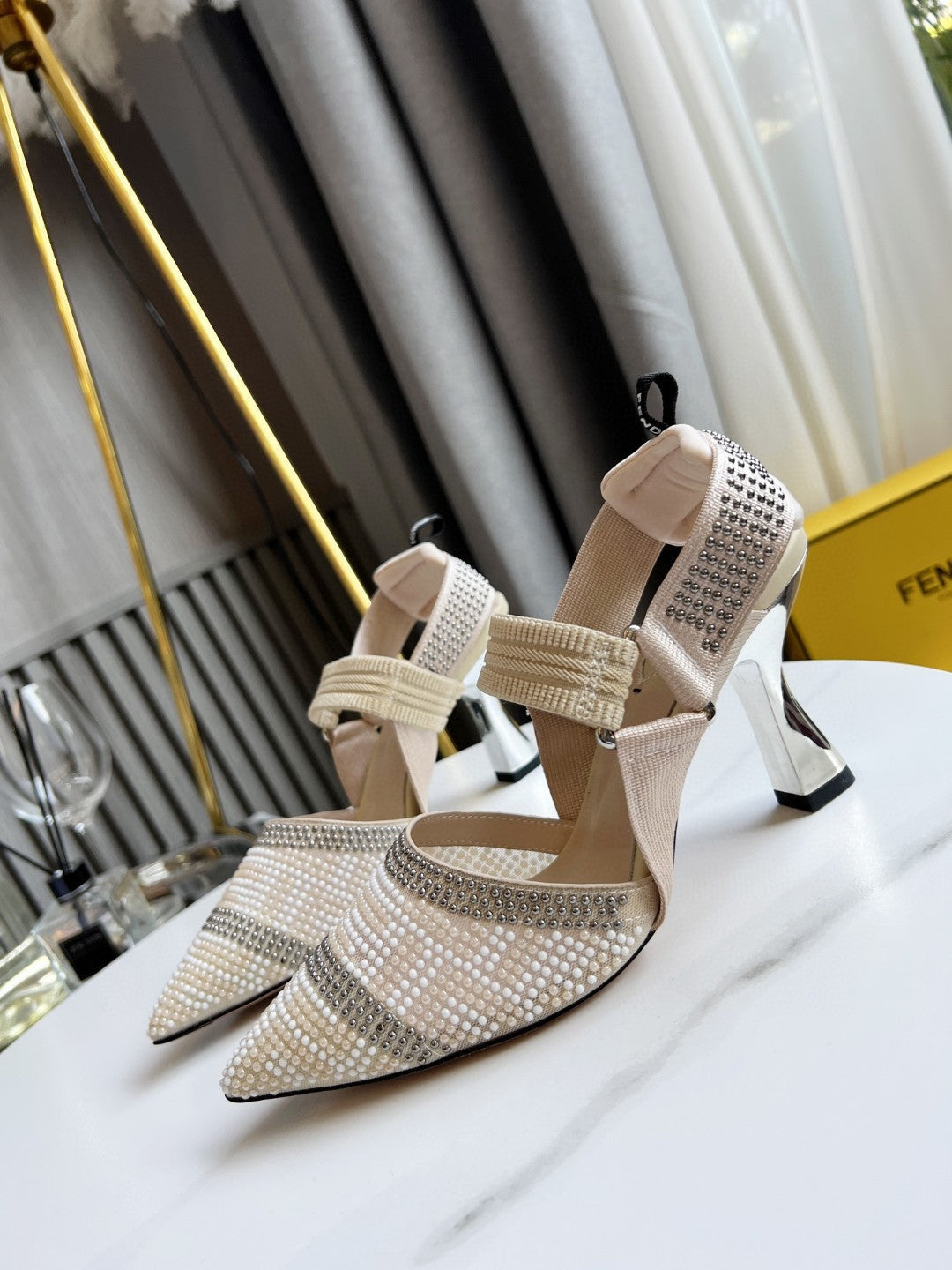 Fendi Colibri Beige