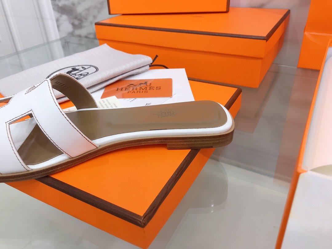Hermes Oran Sandal White