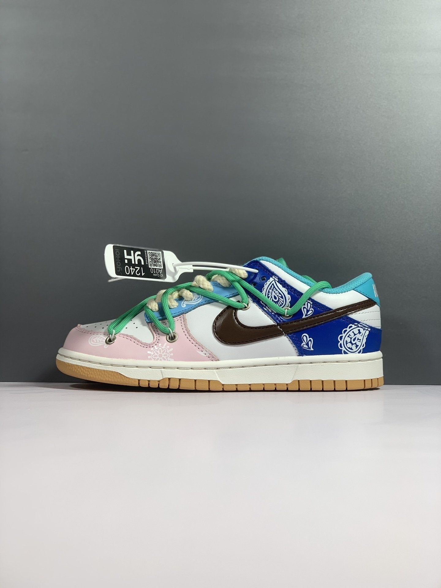 Nike SB Dunk Low Top