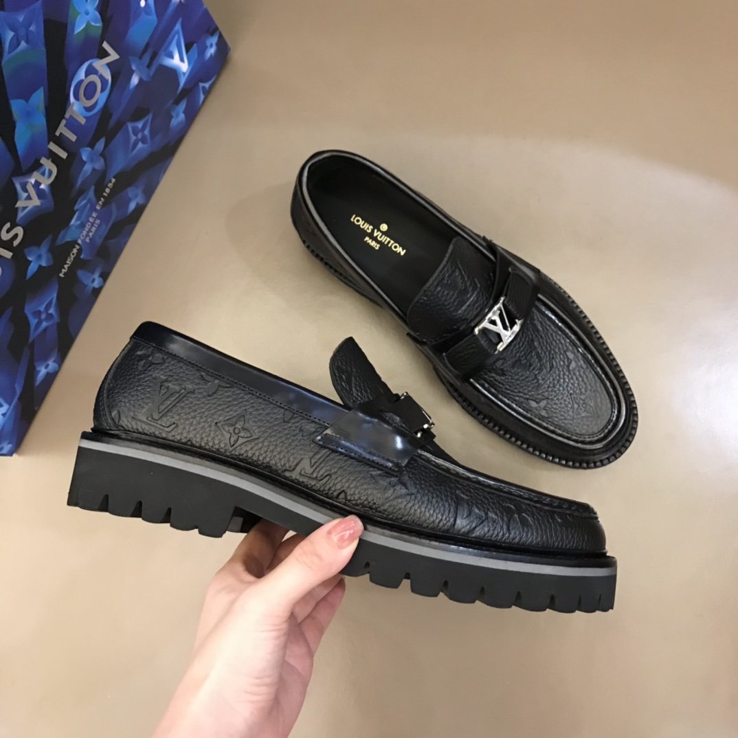 Louis Vuitton Major Loafer