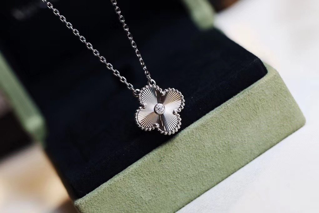 Van Cleef & Arpels Necklace
