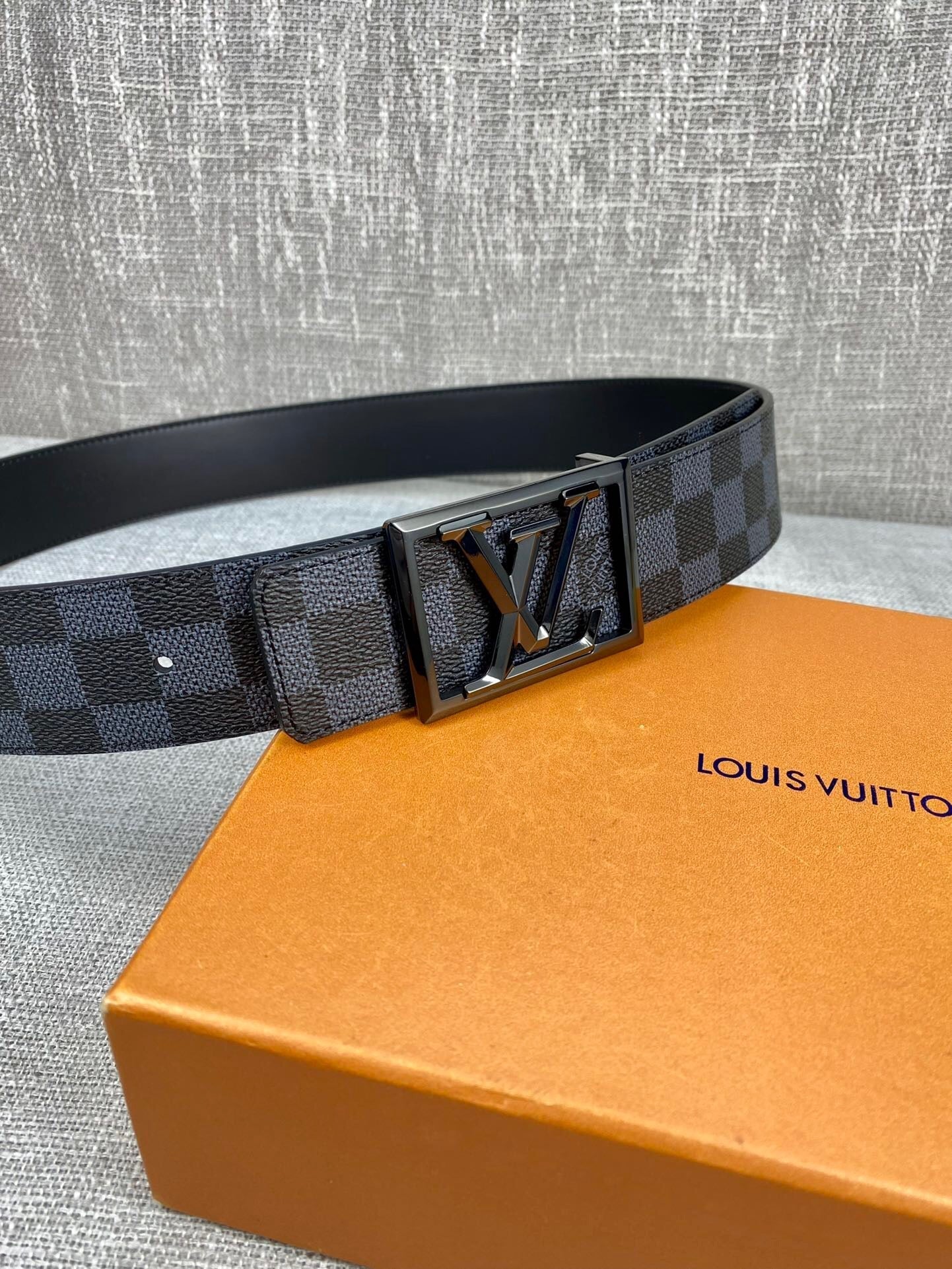 Louis Vuitton Initiales Reversible
