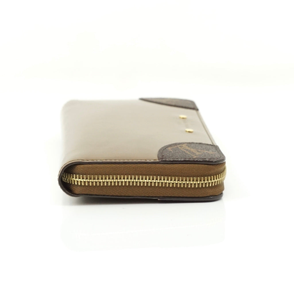 Louis Vuitton Zippy Wallet Brown
