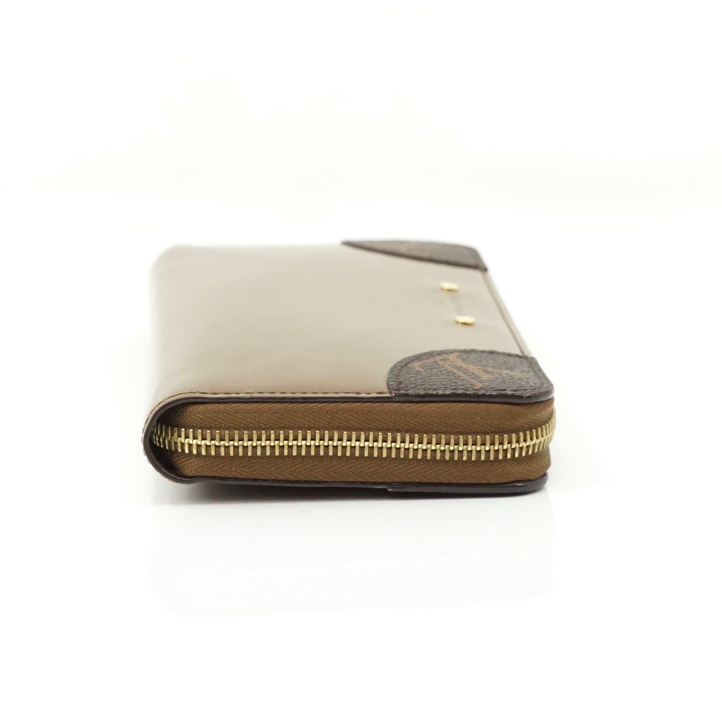 Louis Vuitton Zippy Wallet Brown