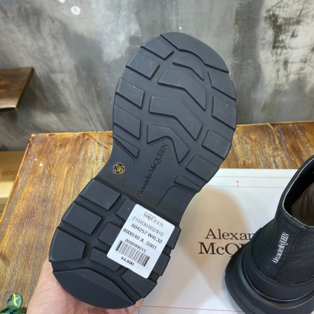 Alexander McQueen Tread Slick Boot