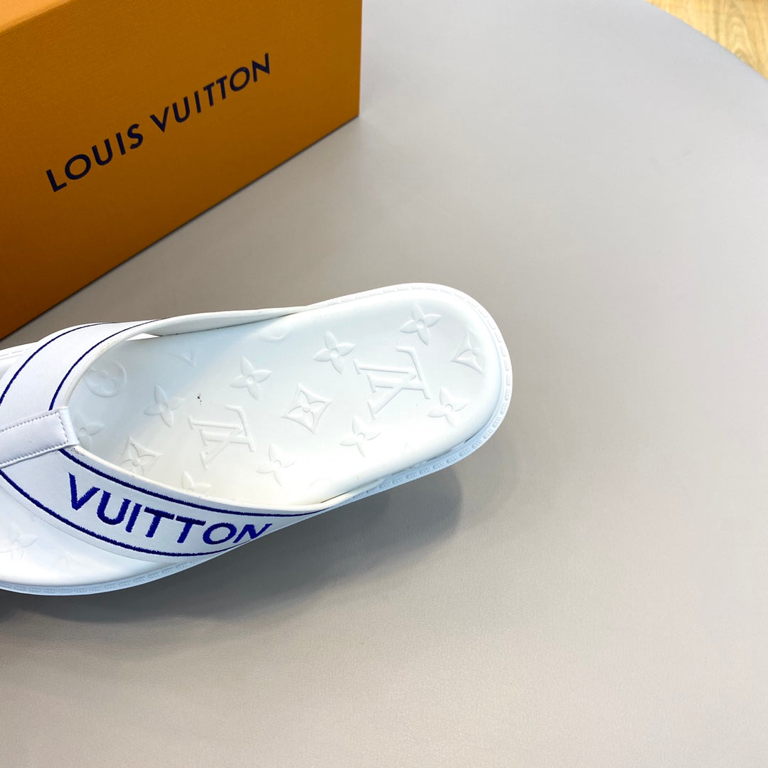 Louis Vuitton Mirabeau Thong