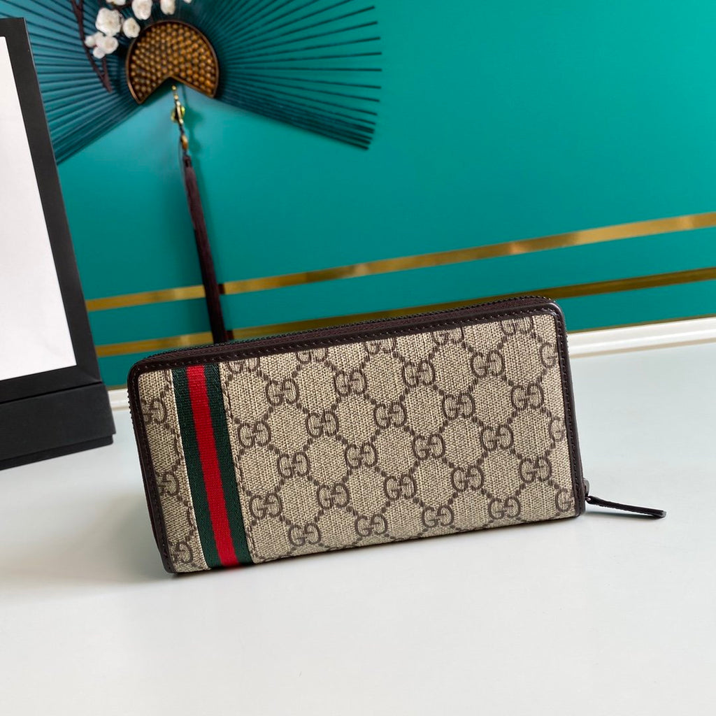 Gucci Beige Zip Around Wallet 19cm