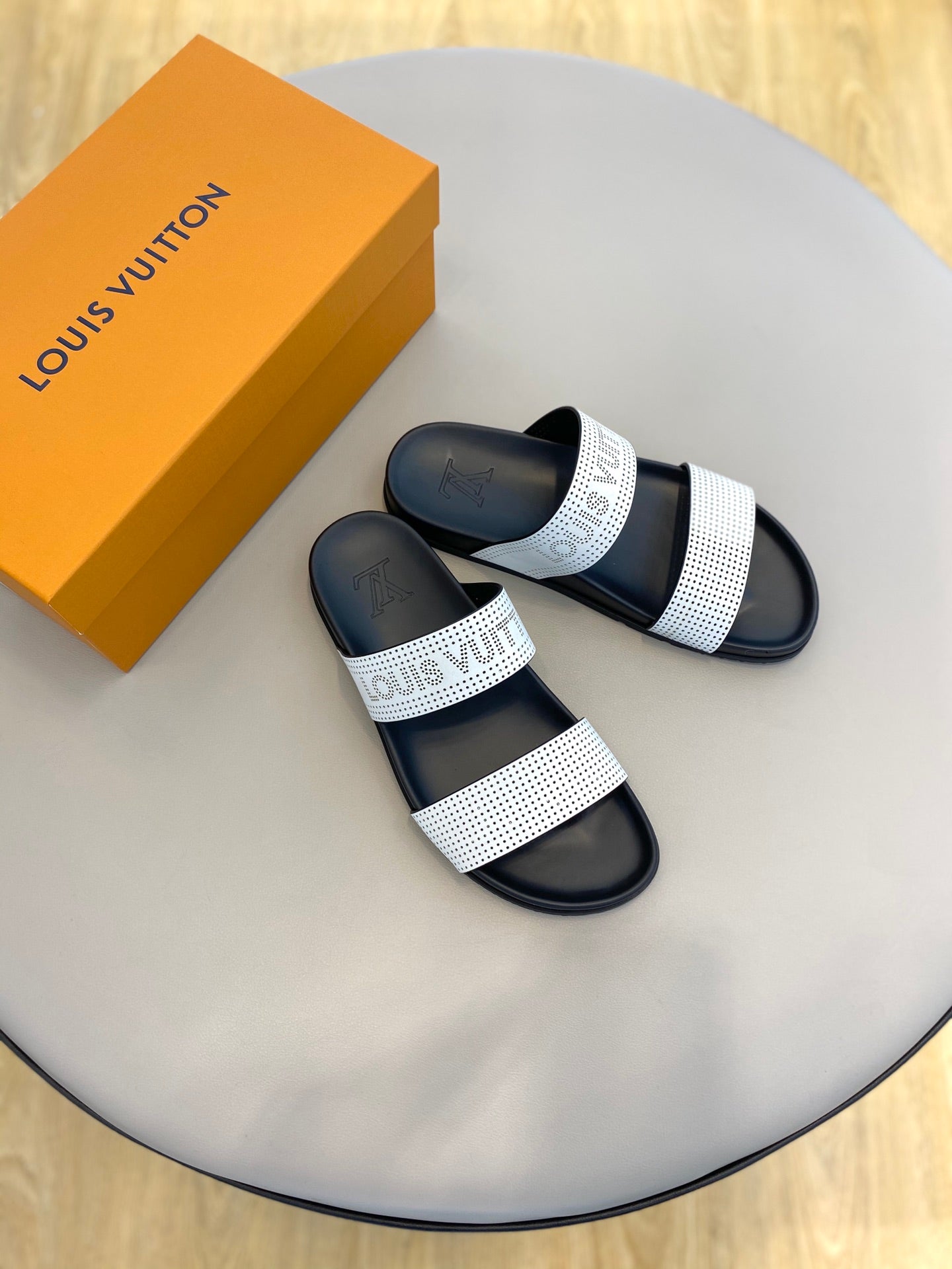Louis Vuitton Oasis Mule