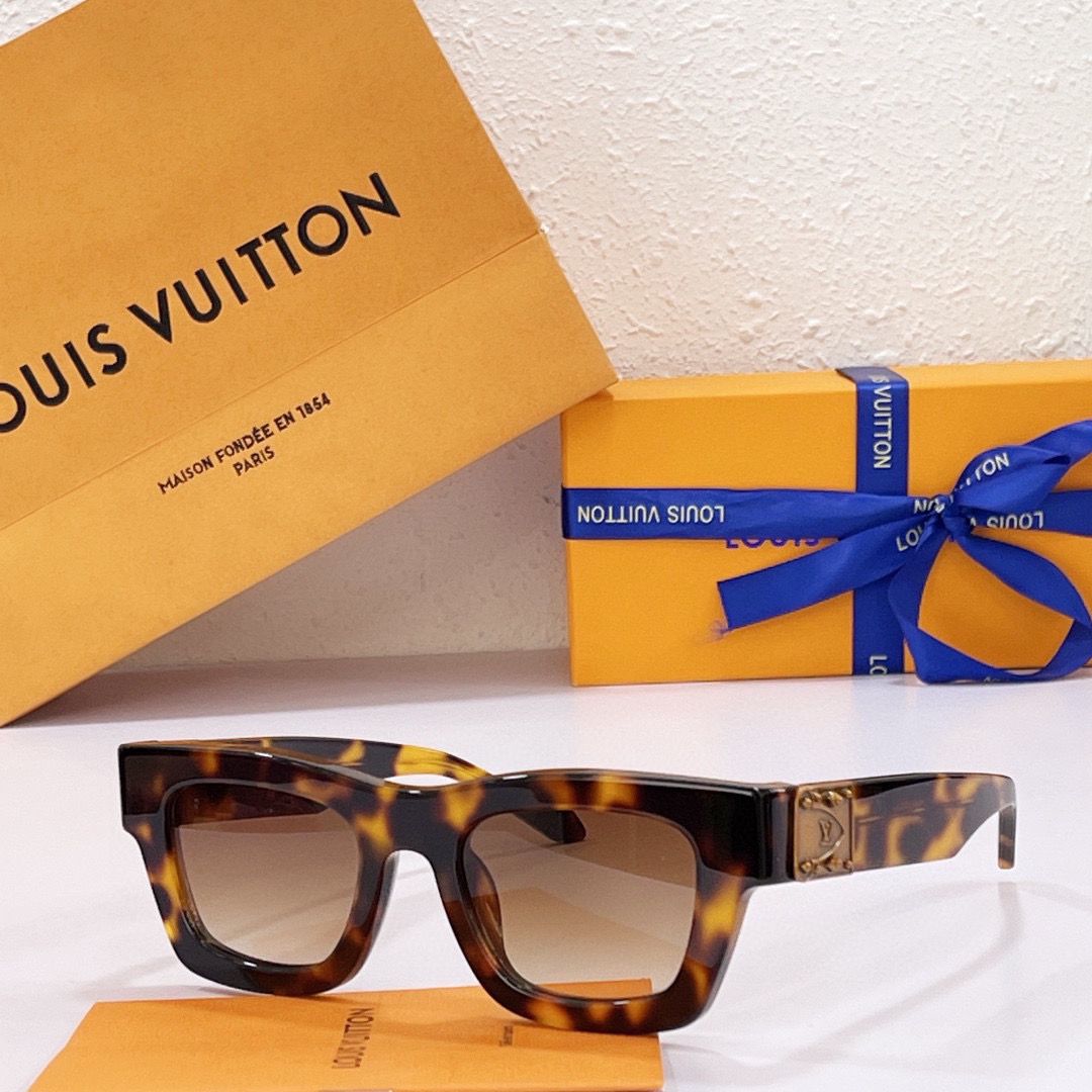 Louis Vuitton Treasure Sunglasses