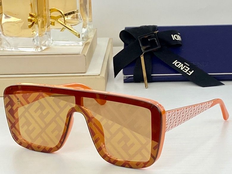 Fendi Disco Fashion Sunglasses