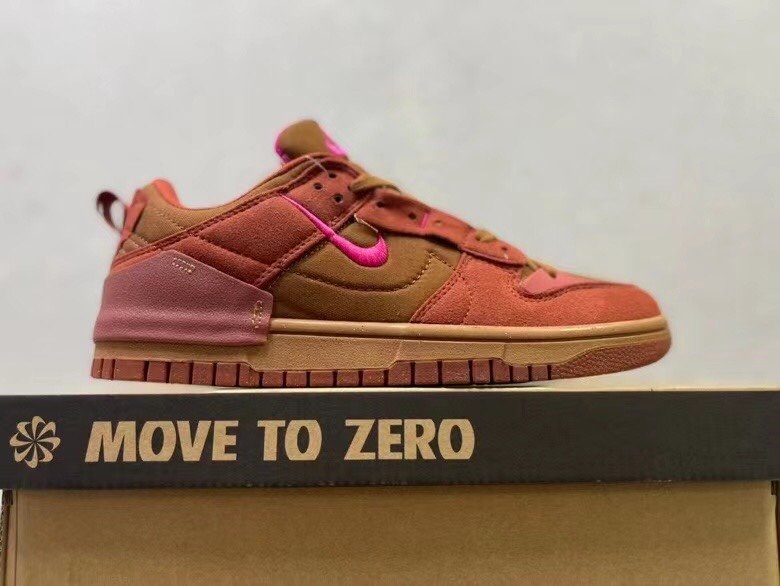 Nike Wmns Dunk Low Disrupt 2 Desert Bronze