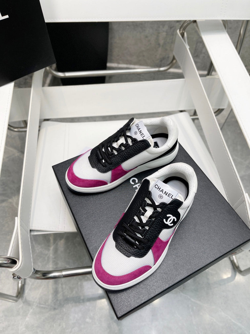 Chanel Trainers Sneakers White/Pink