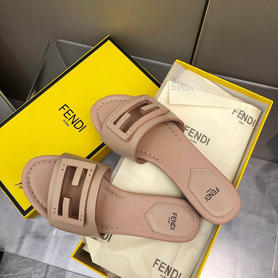Fendi Baguette Beige