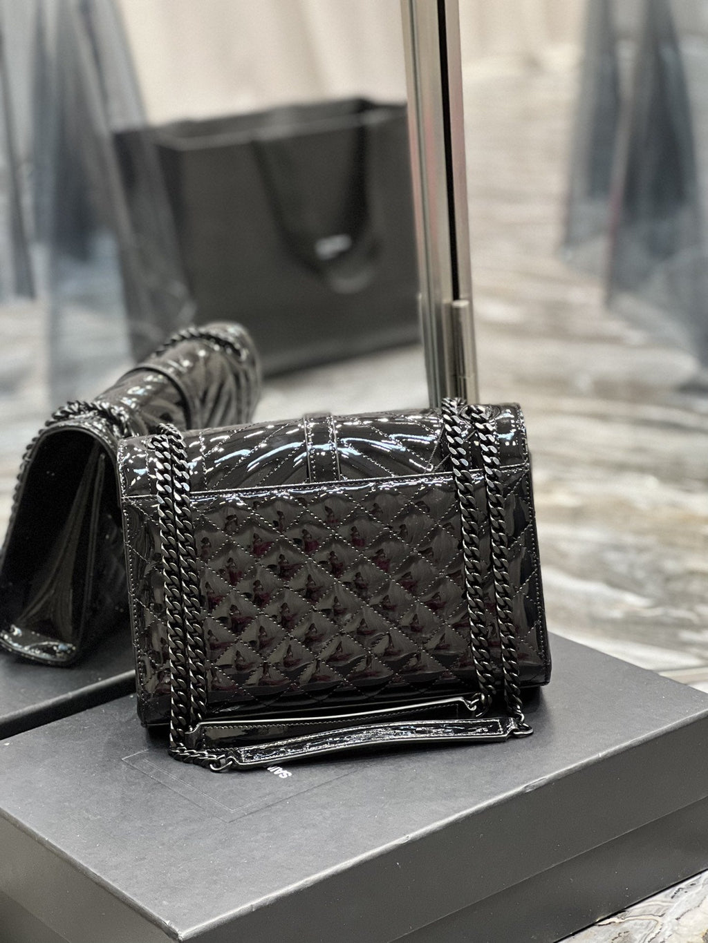 Saint Laurent Envelope Bag 24cm