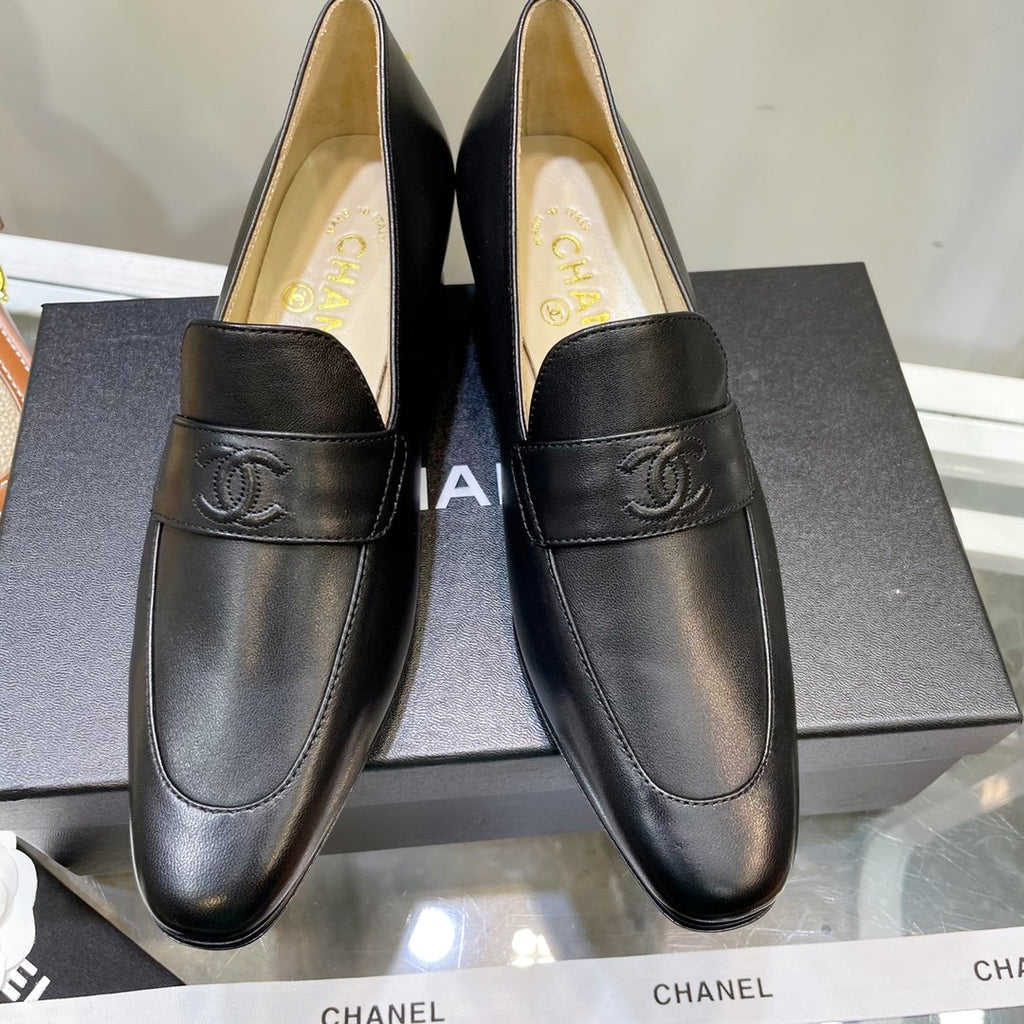 Chanel Loafers Black