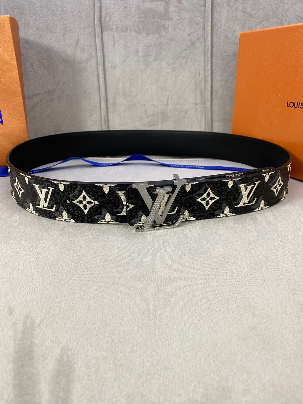 Louis Vuitton Initiales Reversible