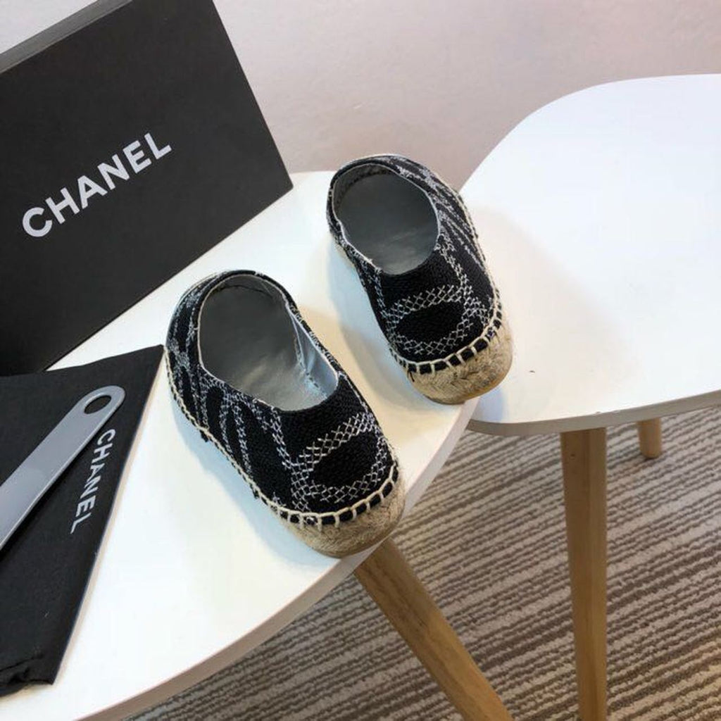 Chanel Tweed and Lambskin Toe Espadrilles Spring/Summer Collection Act 2 Black/Silver