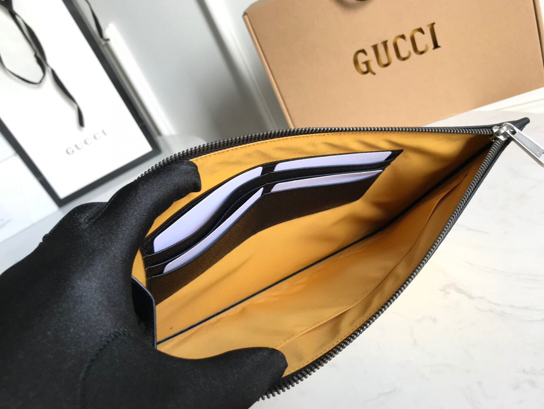 Gucci Off The Grid Pouch 31cm