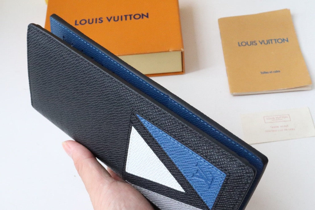 Louis Vuitton Brazza Wallet 19cm