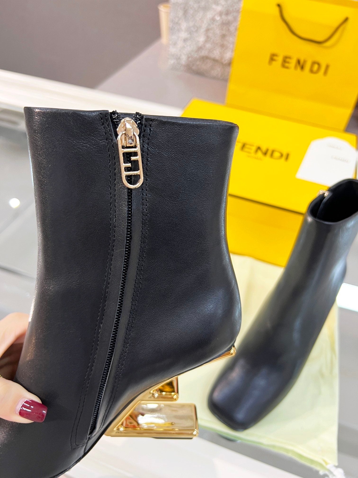 Fendi First Black