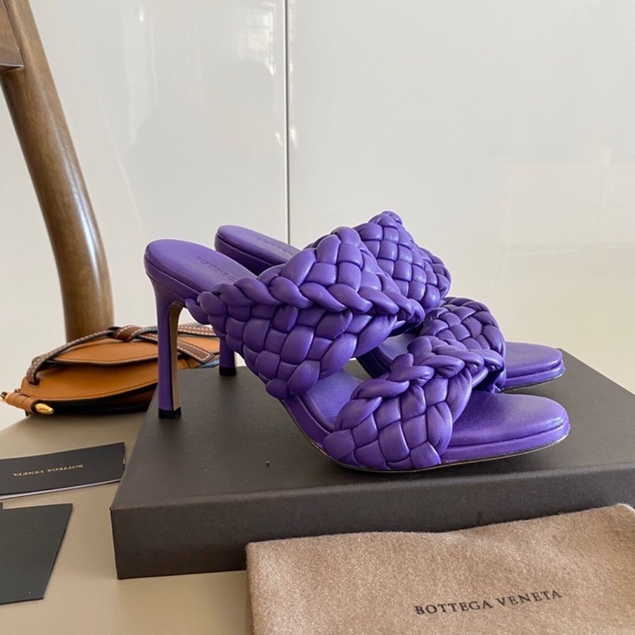Bottega Veneta Curve Sandals 9.5cm Heel Lambskin Leather Spring/Summer 2020 Collection, Purple