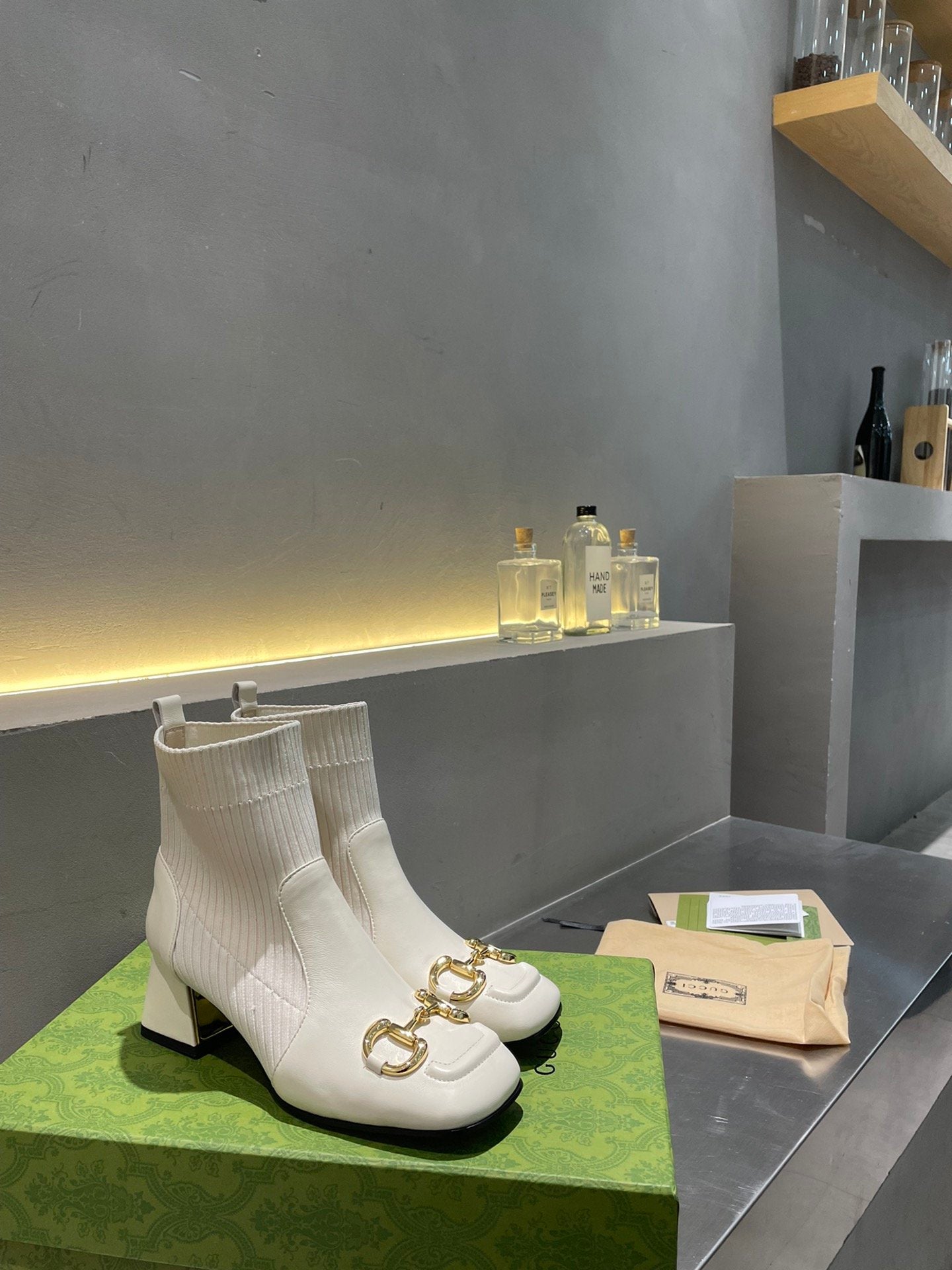 Gucci Ankle Boots With Horsebit White