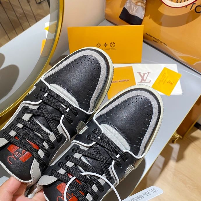 Louis Vuitton Trainer Sneaker