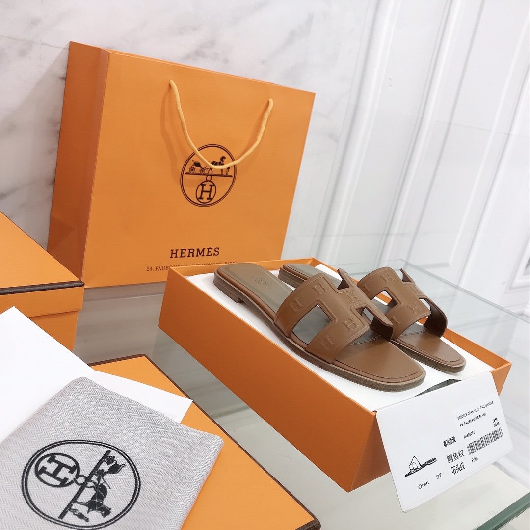 Hermes Oran Sandal Brown