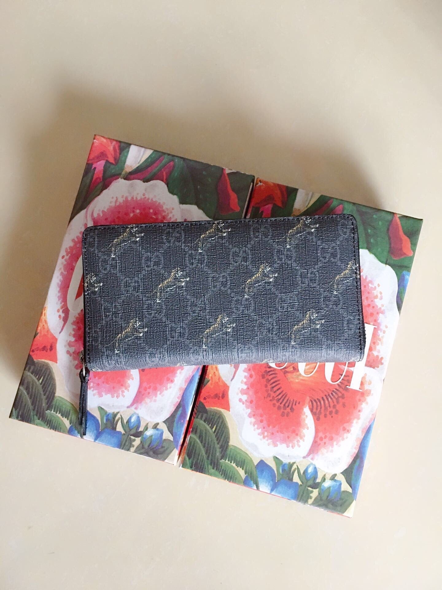 Gucci Ophidia GG Zip Around Wallet 19cm