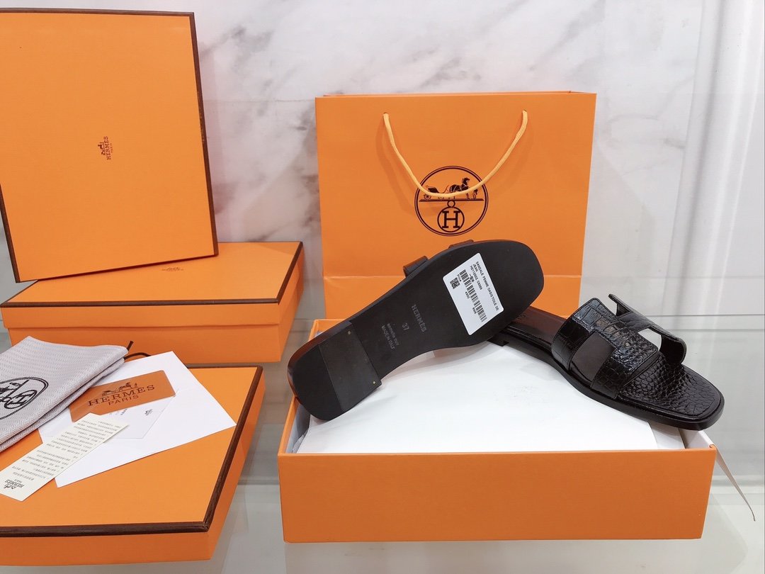 Hermes Oran Sandal Black