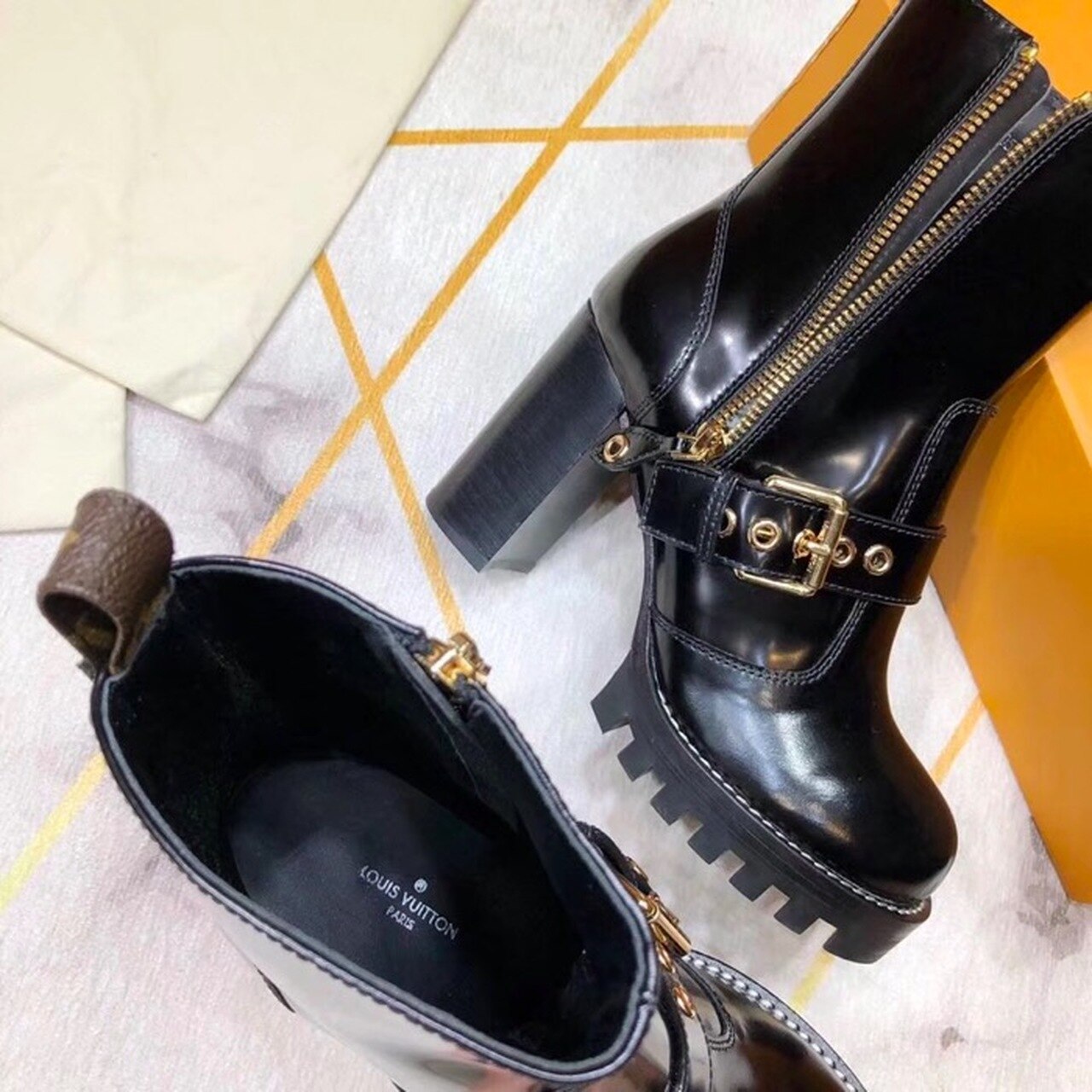 Louis Vuitton Star Trail Ankle Buckle Boot Calfskin Leather Fall/Winter Collection Black