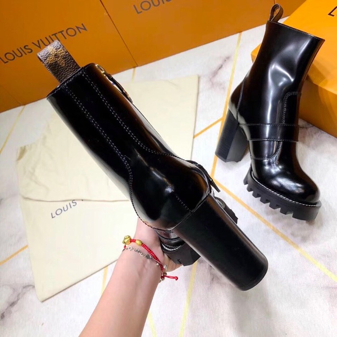 Louis Vuitton Star Trail Ankle Buckle Boot Calfskin Leather Fall/Winter Collection Black