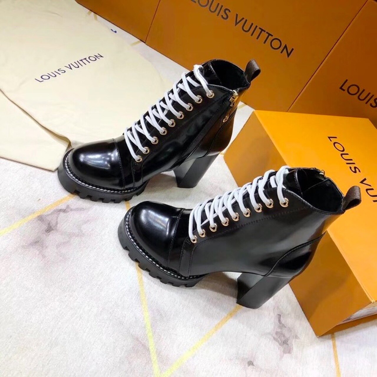 Louis Vuitton Star Trail Ankle Boot Calfskin Leather Fall/Winter Collection 1A2Y89 Black