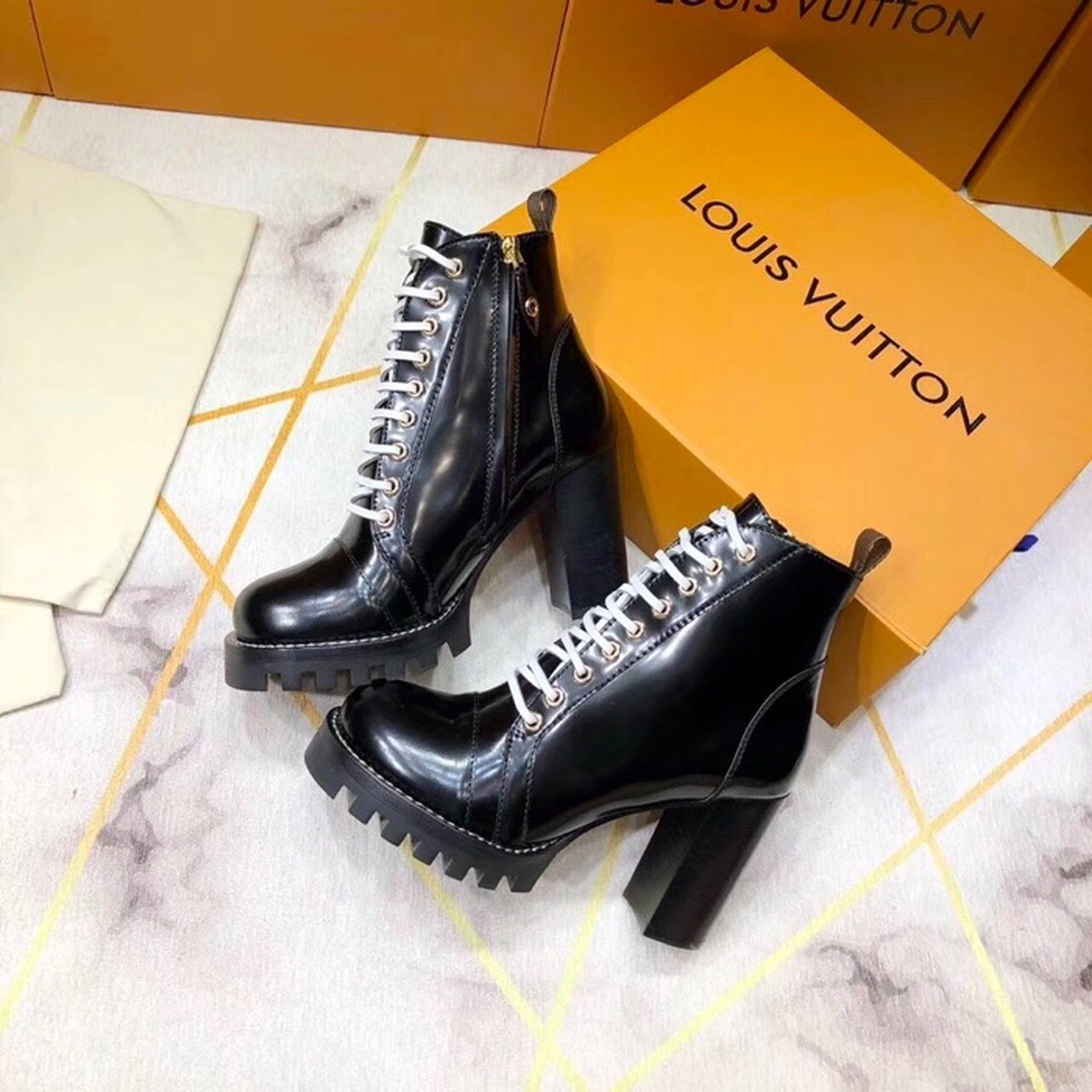 Louis Vuitton Star Trail Ankle Boot Calfskin Leather Fall/Winter Collection 1A2Y89 Black