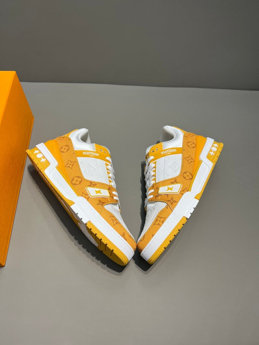 Louis Vuitton Trainer Sneaker